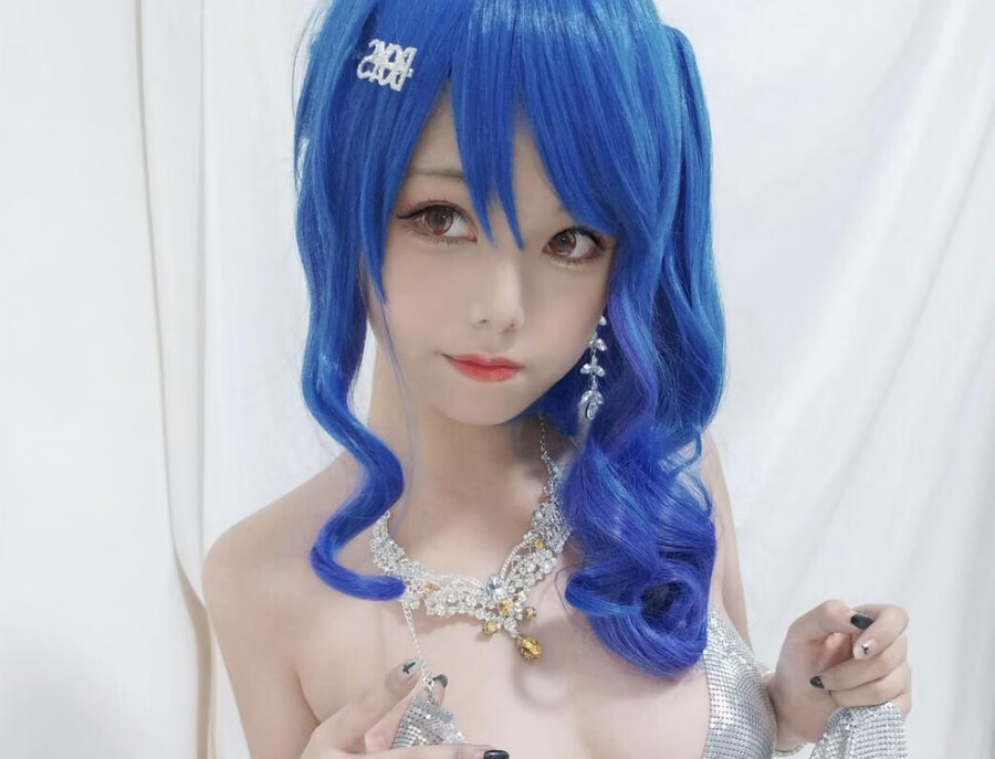 蜜汁猫裘 cosplay碧蓝航线圣路易斯