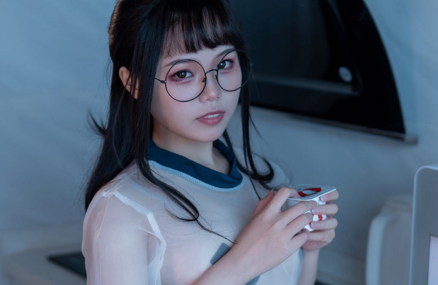 七月喵子酸奶呆呆眼镜妹4.jpg