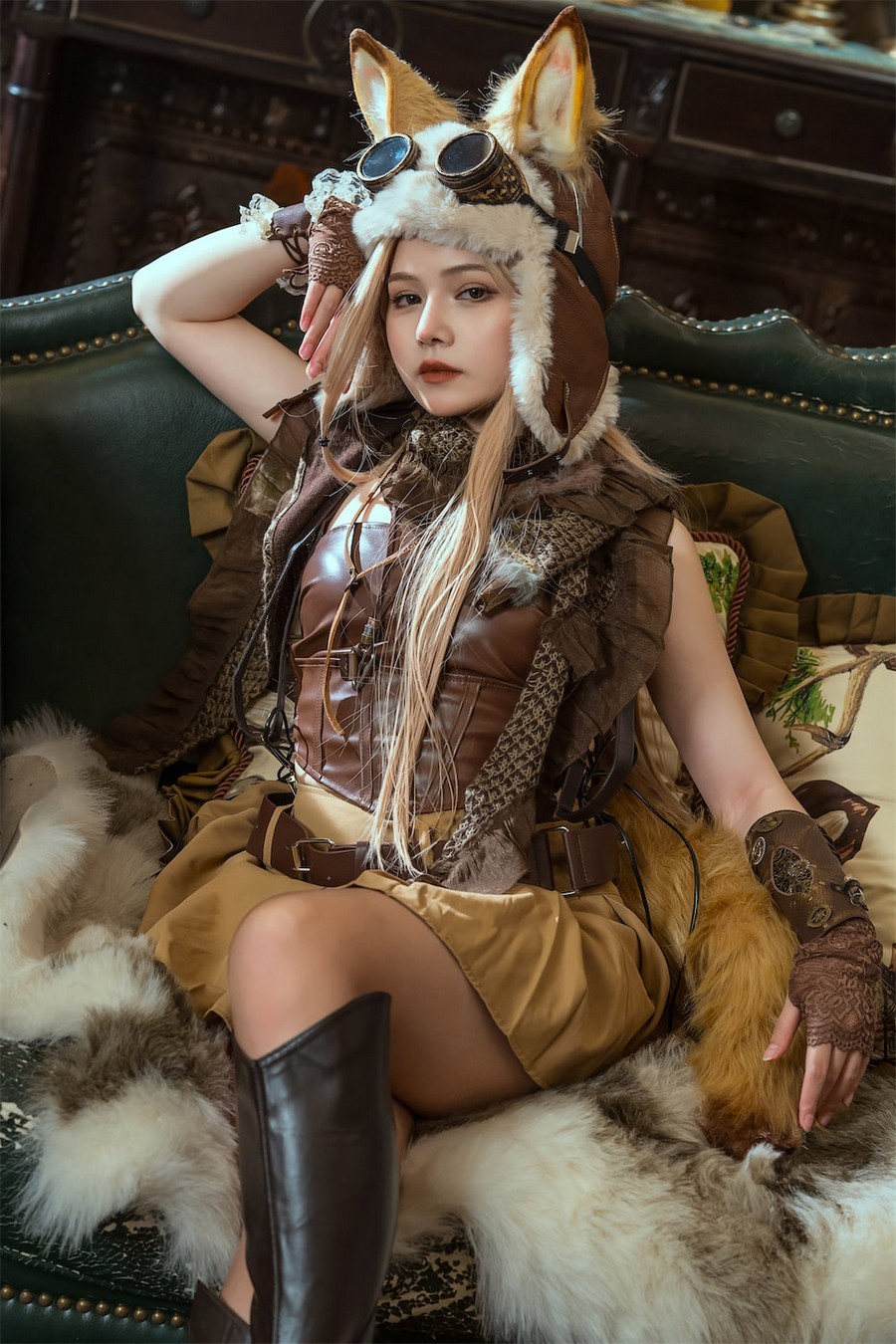 七月喵子波克塔耶子克丝古纳菲.jpg