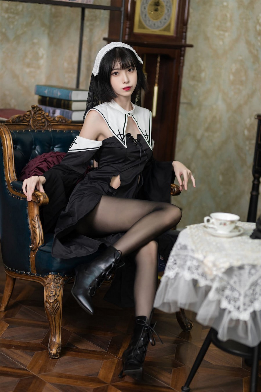 许岚LAN暗黑修女.jpg