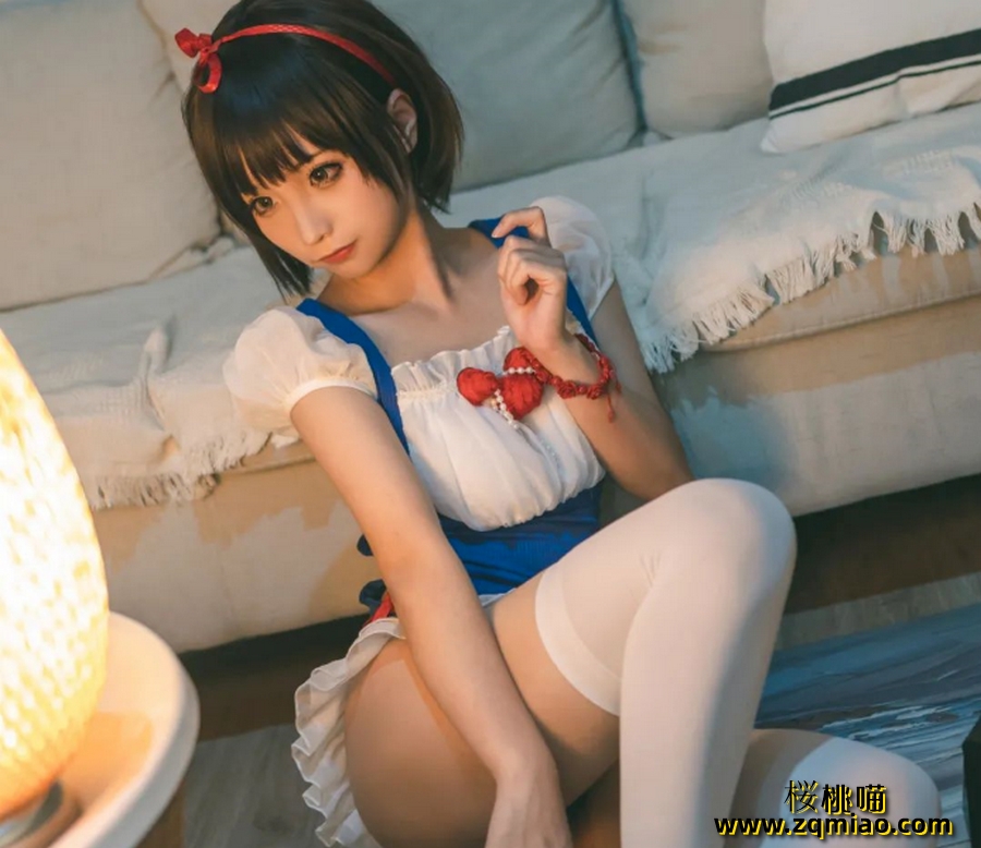 蠢沫沫cos白雪姬.jpg