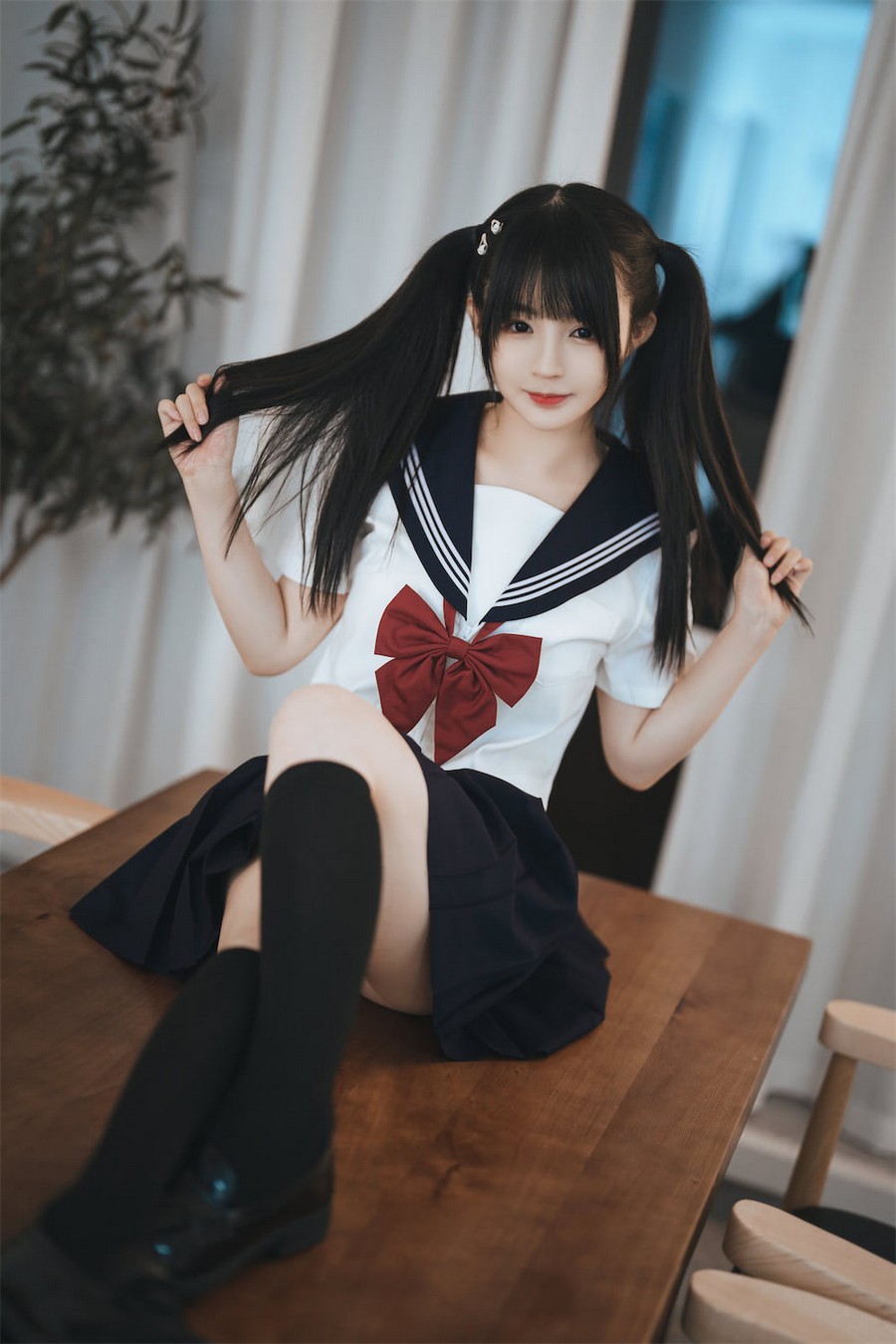桜井宁宁jk水手服.jpg