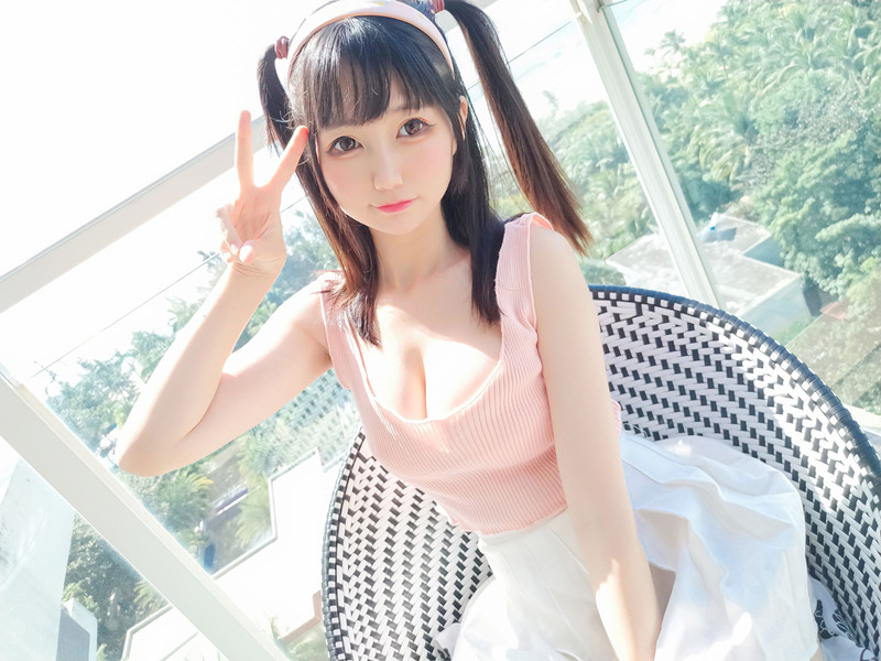 nagisa魔物喵，钟爱双马尾的姑娘
